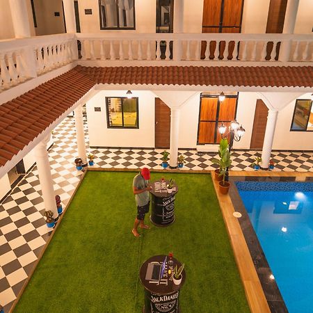Sapphire Mansion Hotel Alībāg Ngoại thất bức ảnh