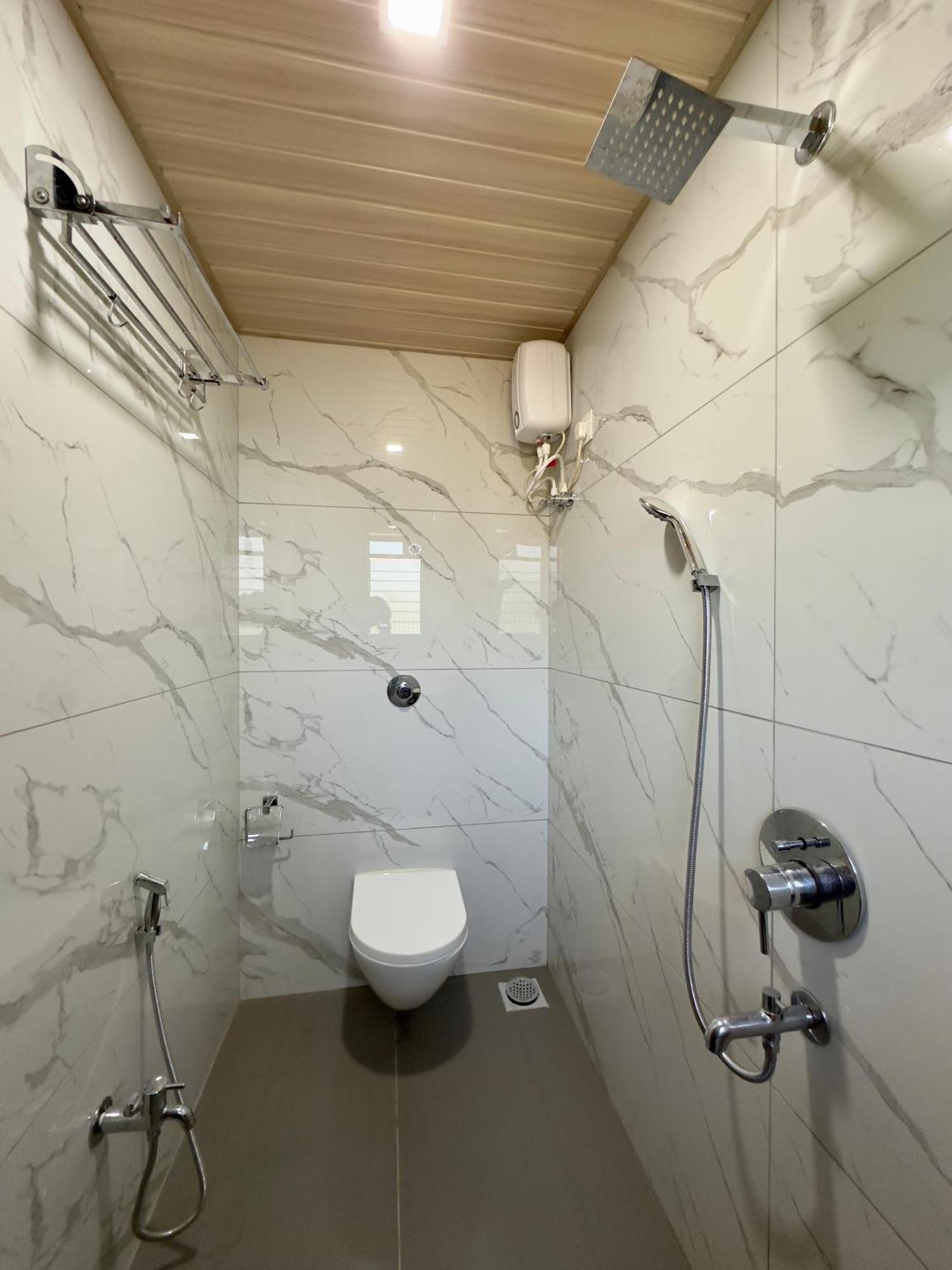 Sapphire Mansion Hotel Alībāg Ngoại thất bức ảnh