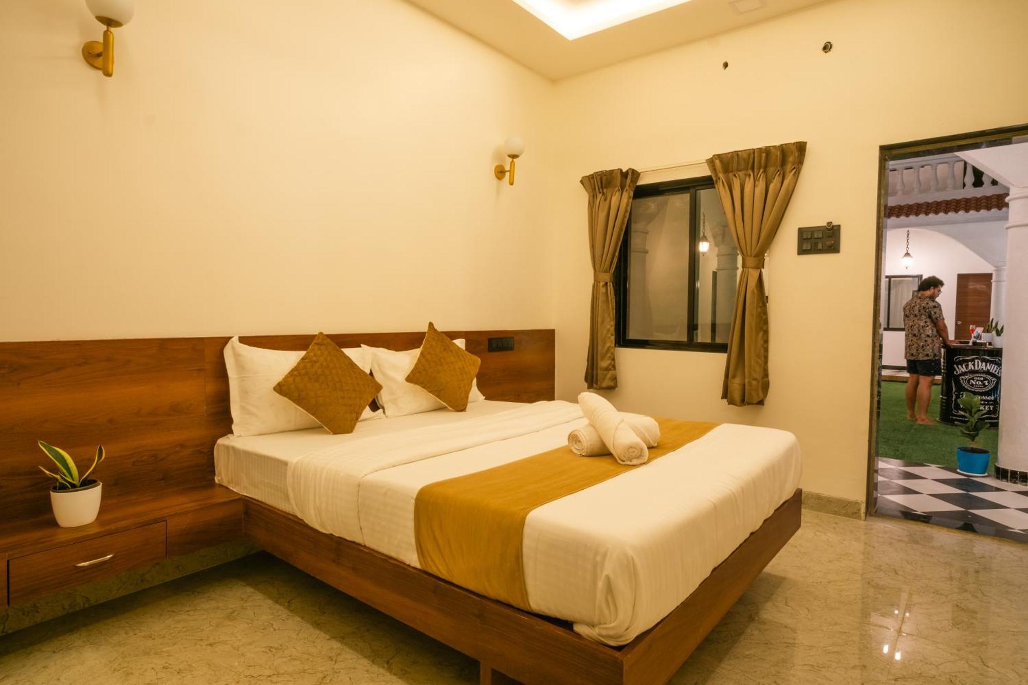 Sapphire Mansion Hotel Alībāg Ngoại thất bức ảnh