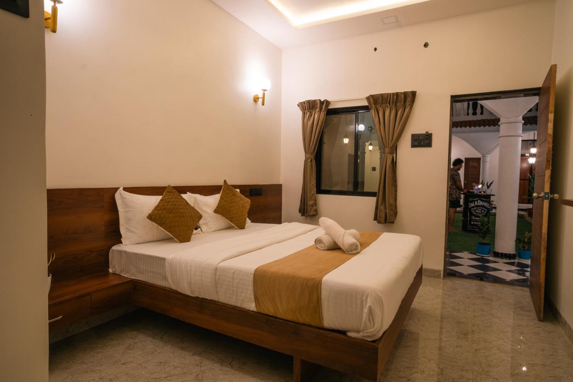 Sapphire Mansion Hotel Alībāg Ngoại thất bức ảnh