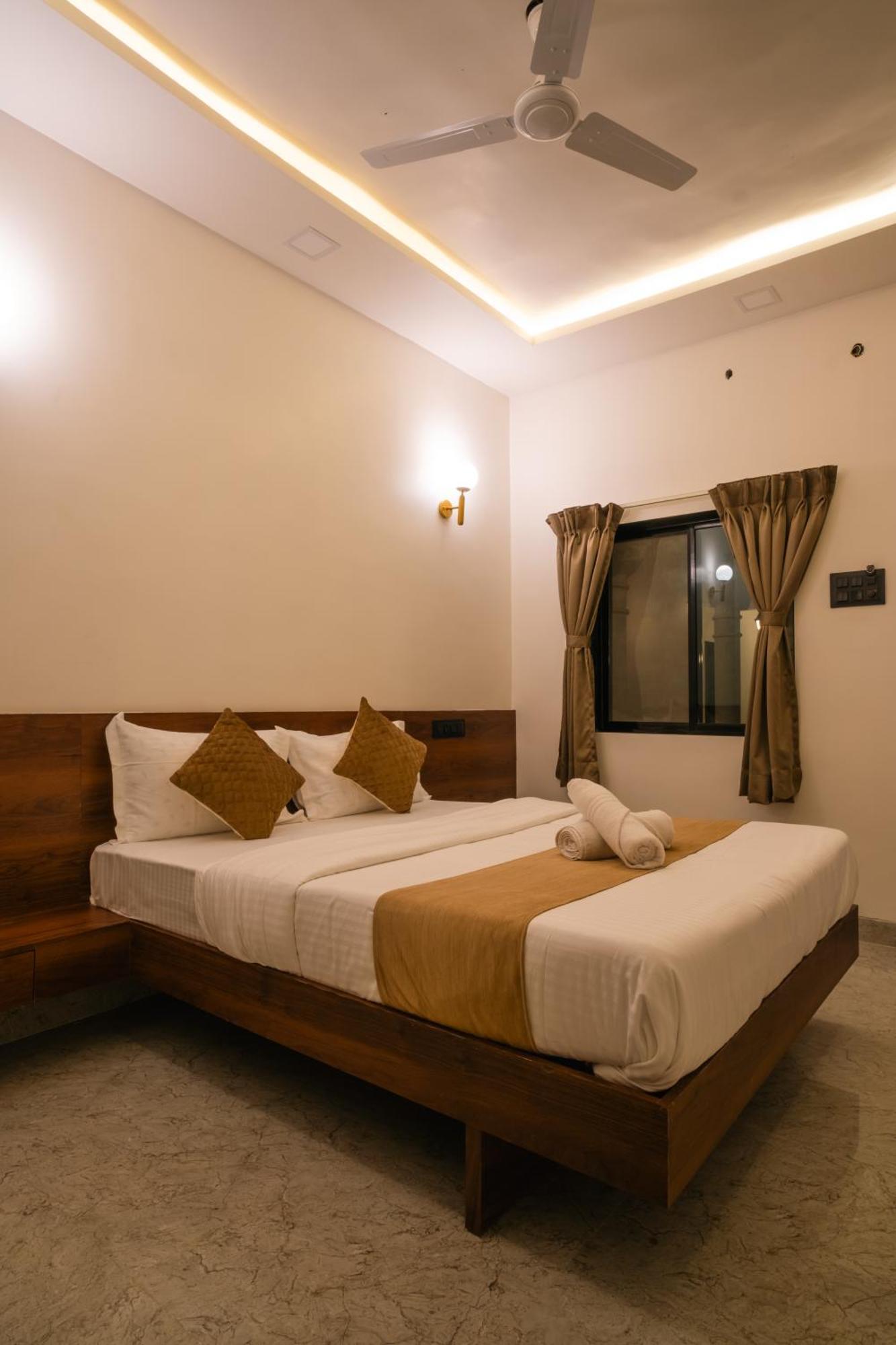 Sapphire Mansion Hotel Alībāg Ngoại thất bức ảnh