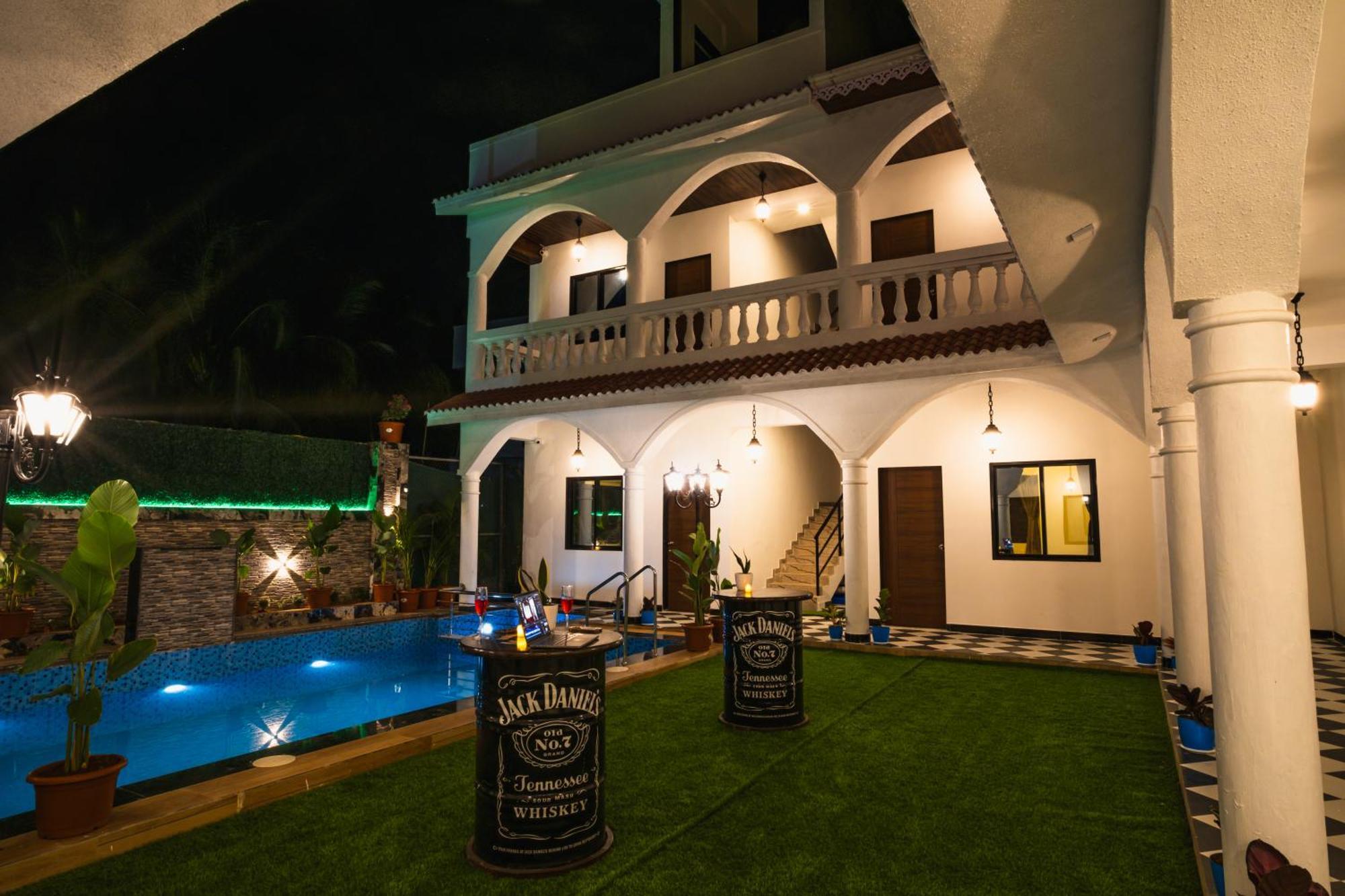 Sapphire Mansion Hotel Alībāg Ngoại thất bức ảnh