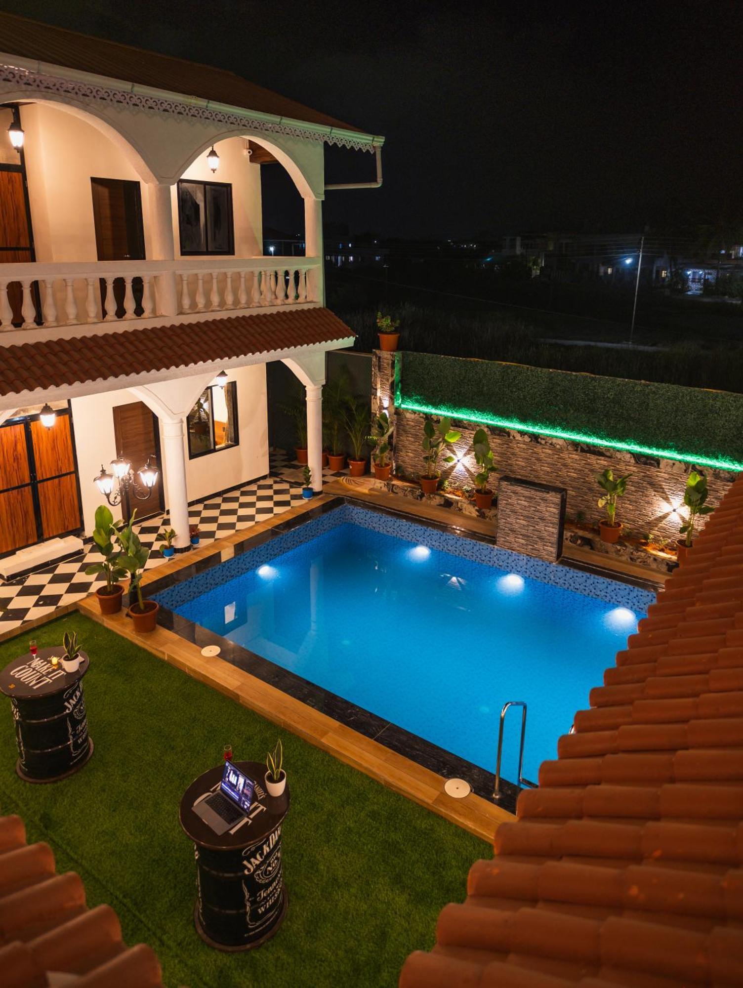 Sapphire Mansion Hotel Alībāg Ngoại thất bức ảnh